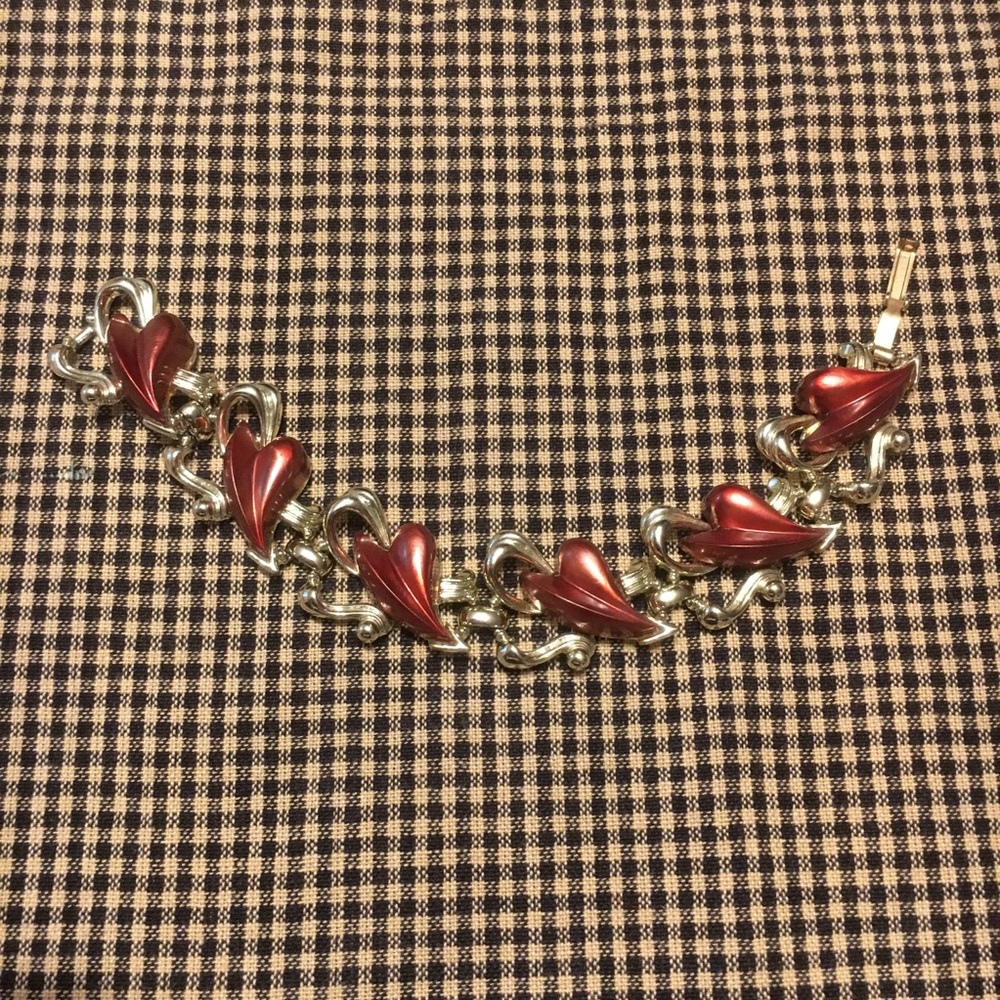 Vintage bracelet gold tone with rust orange hearts